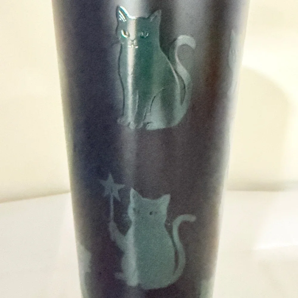 Starbucks Halloween 2026 BLACK CAT cold cup tumbler 23 oz with straw - NEW